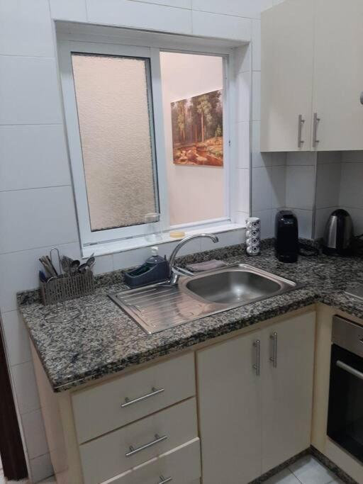 Ground Floor 2 Bedroom Apartment - City Centre Location - Optic Fibre Wifi Tanger Zewnętrze zdjęcie